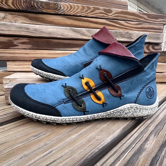 Rieker Liv Blue Ankle Zip Boot! EUC! - Picture 3 of 16